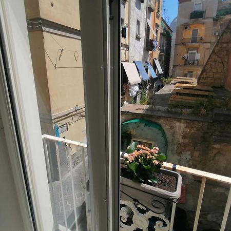 Il Vicoletto Sul Castello Apartment Наполи Екстериор снимка