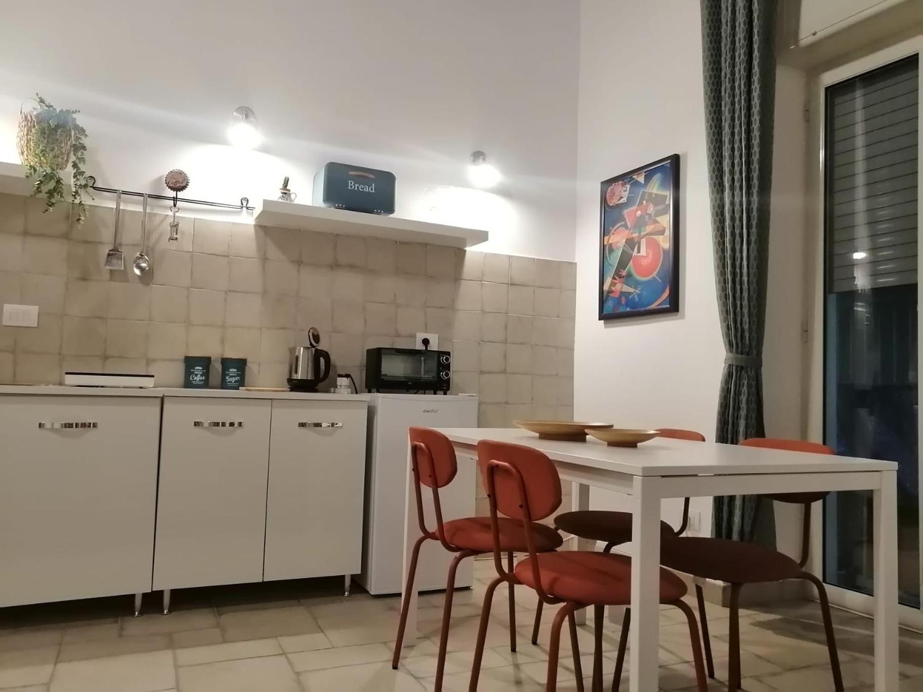 Il Vicoletto Sul Castello Apartment Наполи Екстериор снимка