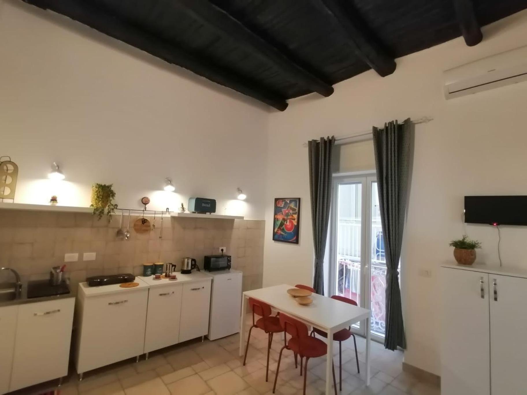 Il Vicoletto Sul Castello Apartment Наполи Екстериор снимка