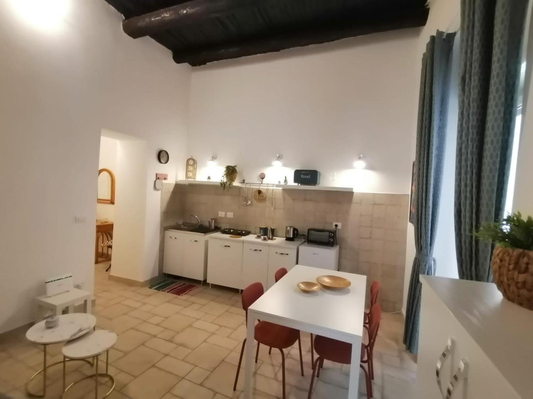 Il Vicoletto Sul Castello Apartment Наполи Екстериор снимка